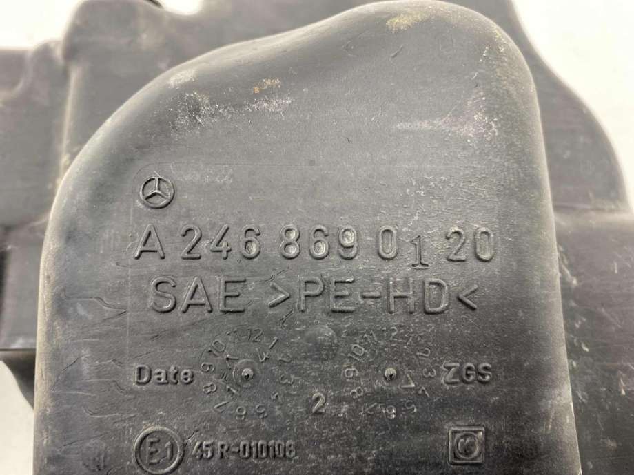Spylertank foran til Mercedes CLA 2013-2019 (C117) (C117) (A 246 869 01 20|)