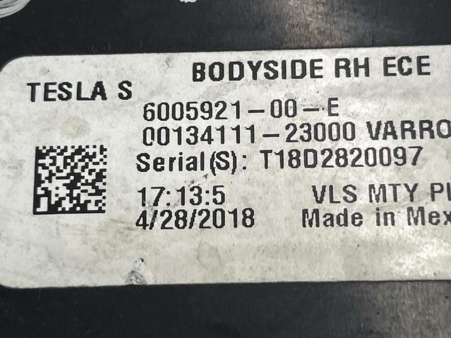 Baklykt høyre ytre til Tesla Model S 2016-2021 (Fase 2)  (6005921-00-E|)