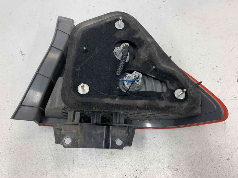 Baklykt venstre ytre til Honda Civic 2006-2011 (Type VIII)  (33551SNBG01|)