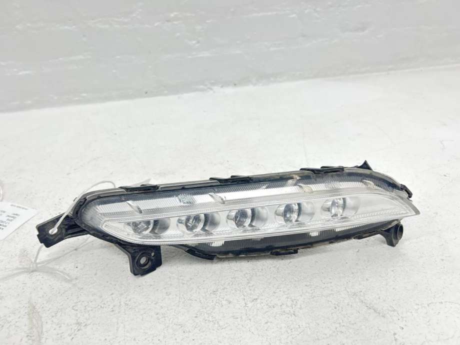 Kjørelys led høyre foran til Hyundai Tucson, 2015-2020  (92208D 7000)
