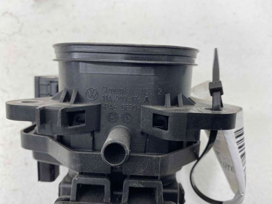 Batterilader inntak/luke til VW ID.4 2020-->> (11A 971 531 EC|)