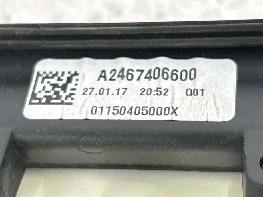 Bakluke/bakdør håndtak til Mercedes B-Klasse, electric drive 2014-2018 (W242) (W242) (A 246 740 66 00|A 246 740 16 01|)