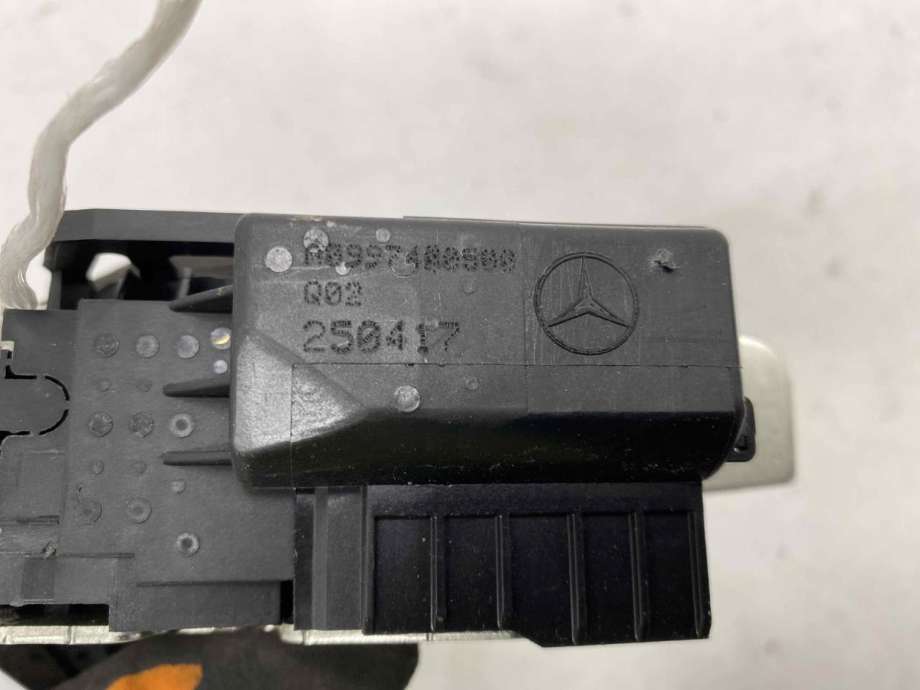 Baklukelås til Mercedes B-Klasse, electric drive 2014-2018 (W242) (W242) (A 099 740 05 00|)