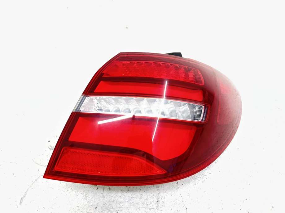 Baklykt høyre ytre til Mercedes B-Klasse, electric drive 2014-2018 (W242) (W242) (A 246 906 88 00|)