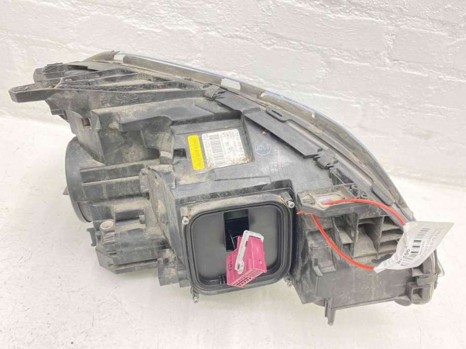 Frontlykt venstre xenon til Mercedes B-Klasse, electric drive 2014-2018 (W242) (W242) (A 246 820 01 39|A 246 820 7161|)