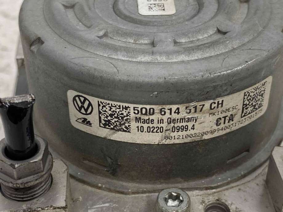 ABS sentral til VW Passat 2015-2019 (Fase 1) (B8) (B8) (5Q0 614 517 CH|)
