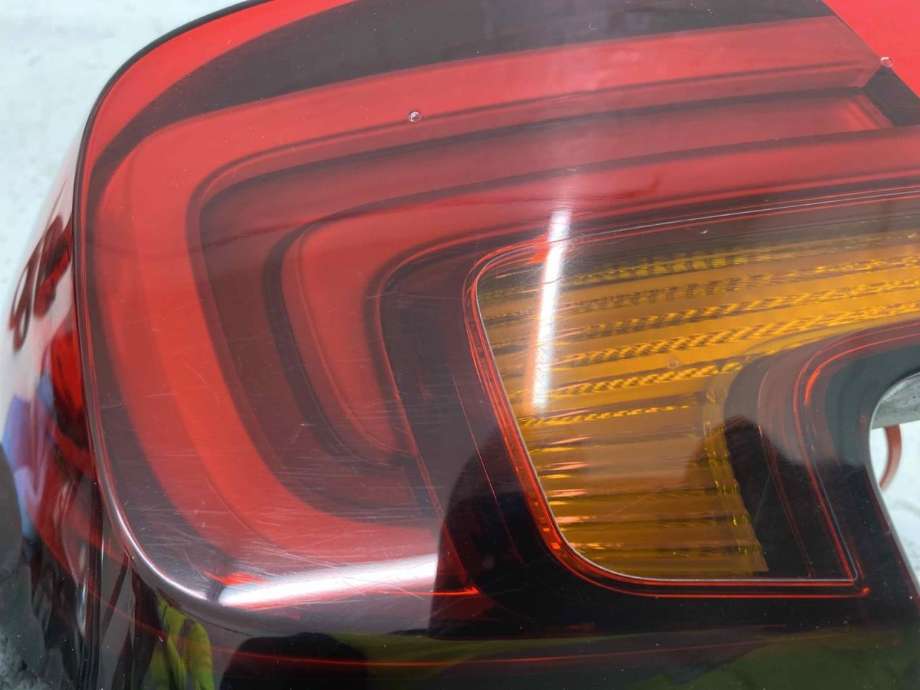 Baklykt venstre ytre til Opel Astra K 2015-->>  (39099016|39015945|)