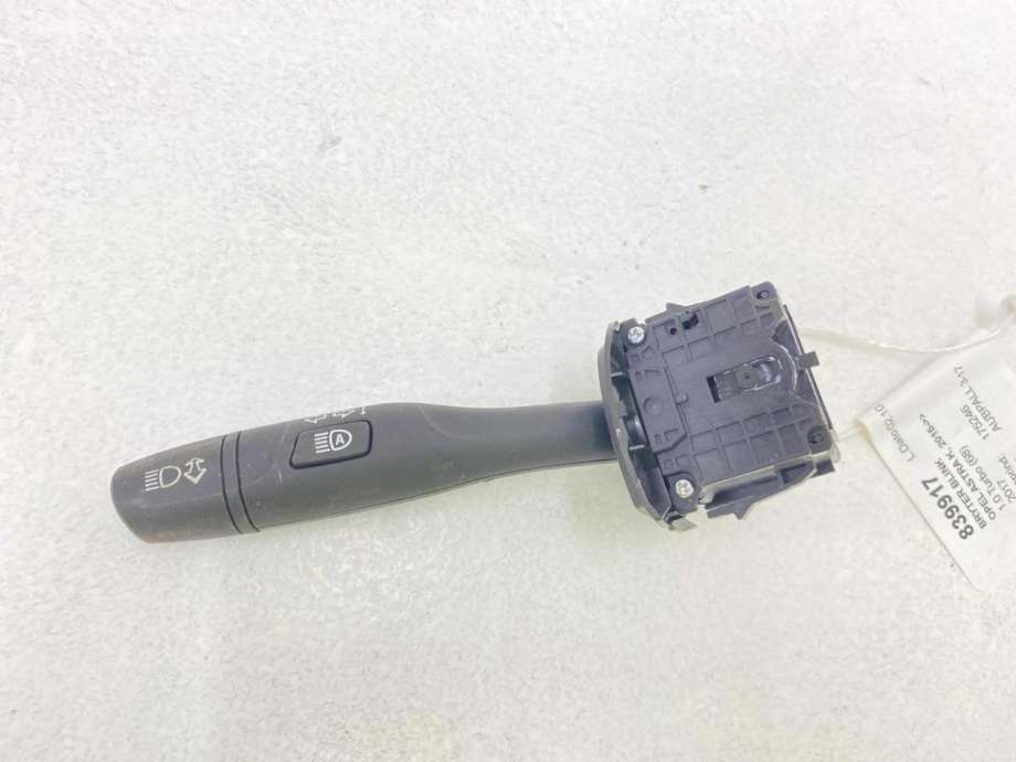 Bryter blink til Opel Astra K 2015-->> (39149295|YR003572YX|39043501)