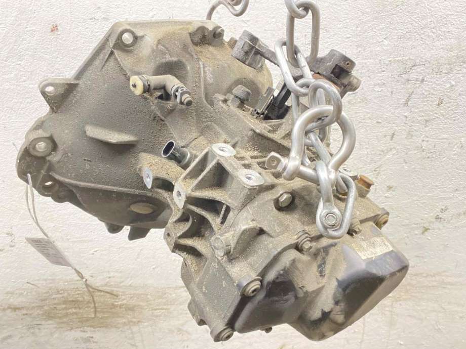 Girkasse manuell til Opel Astra K 2015-->>  (55511996|24581375|)