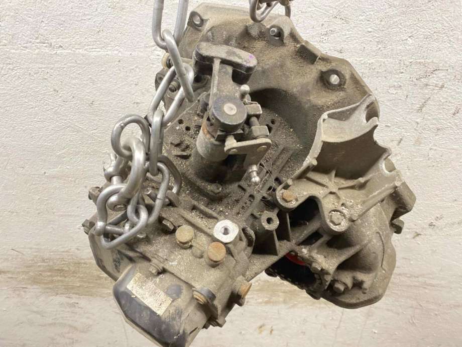 Girkasse manuell til Opel Astra K 2015-->>  (55511996|24581375|)