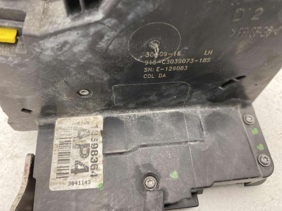 Låsekasse venstre bak til Opel Astra K 2015-->> (13533664|13598364|)