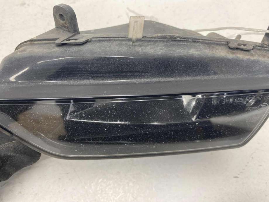 Tåkelykt høyre foran til Audi A5 2007-2016 (Type I) (8T0 941 700 F|8T0 941 700 N|)