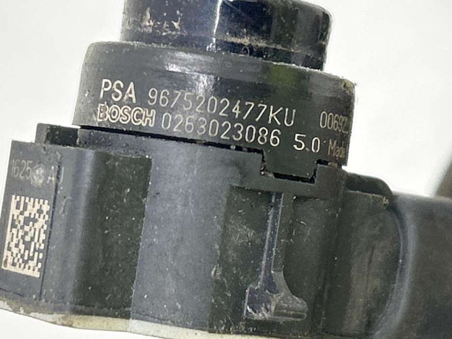 Parkeringssensor foran til Peugeot 308 2013-2021 (Type II)  (16 083 217 80|)