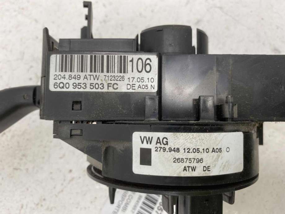 Bryter combi til VW Transporter / Caravelle 2009-2015 (Fase 2) (T5) (T5) (6Q0 953 513 AQ|6Q0 953 513 AQ 9B9|)