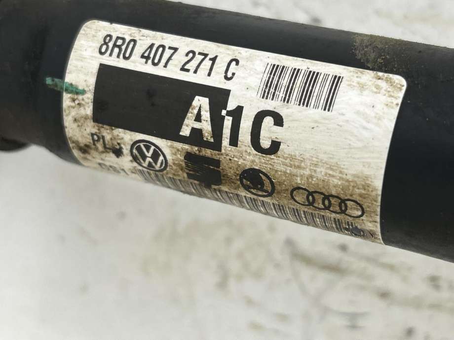 Drivaksel høyre foran, bensin/automat til Audi A7 2010-2014 (Type I, Fase 1)  (8R0 407 271 C|)