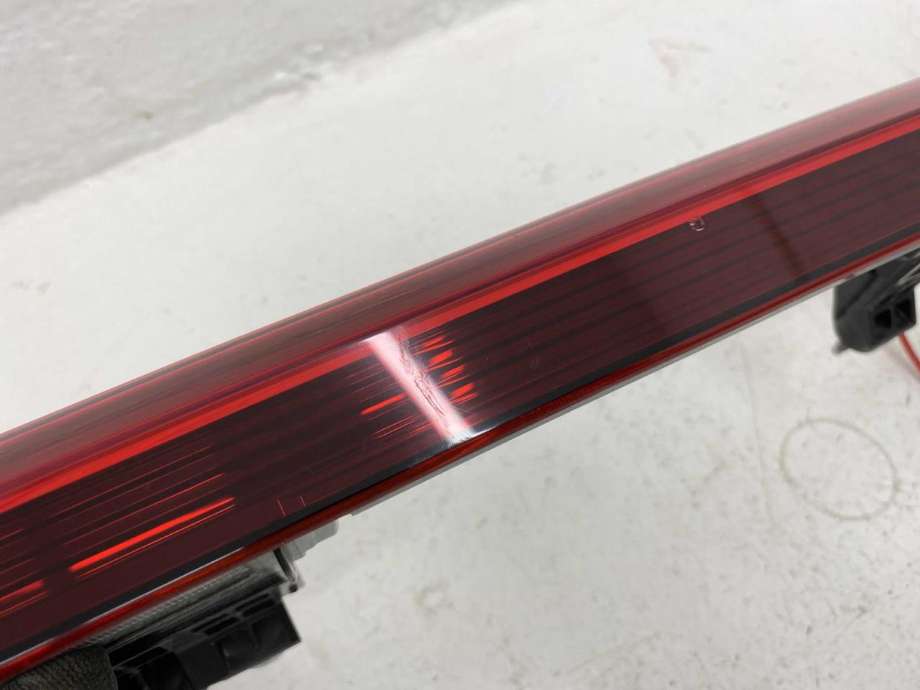 Baklykt midtre til Audi Q6 e-tron 2024-->> (85H 945 095 B|)