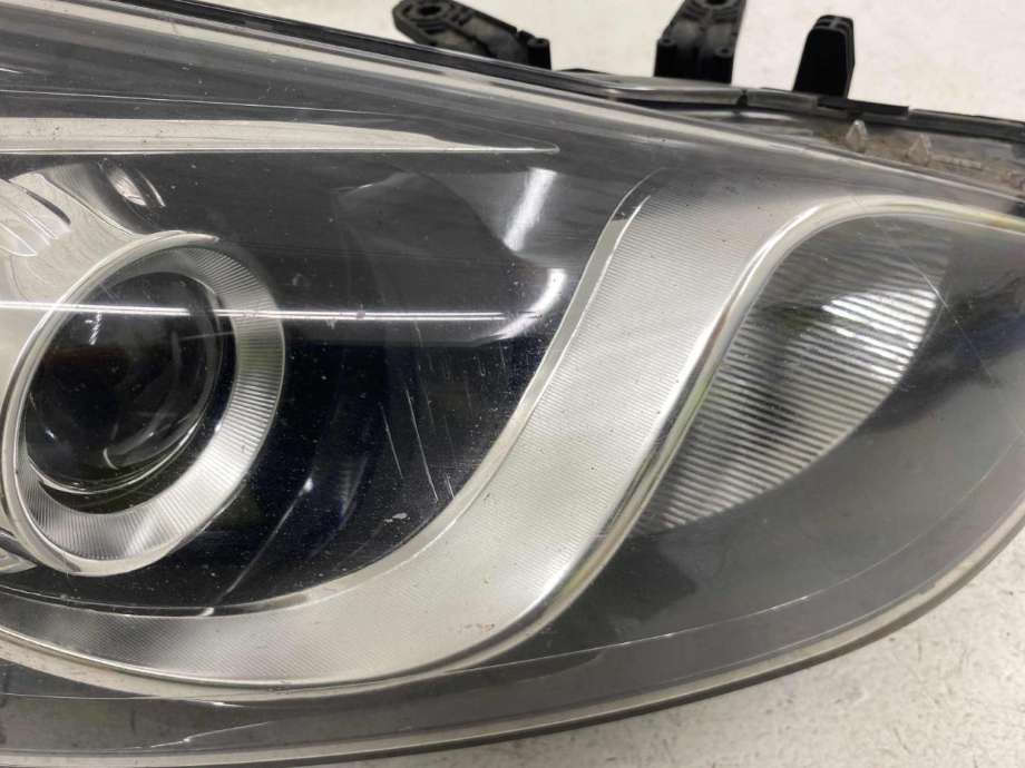 Frontlykt høyre xenon til Hyundai i30 2012-2017 (Type II)  (92102A6100|)