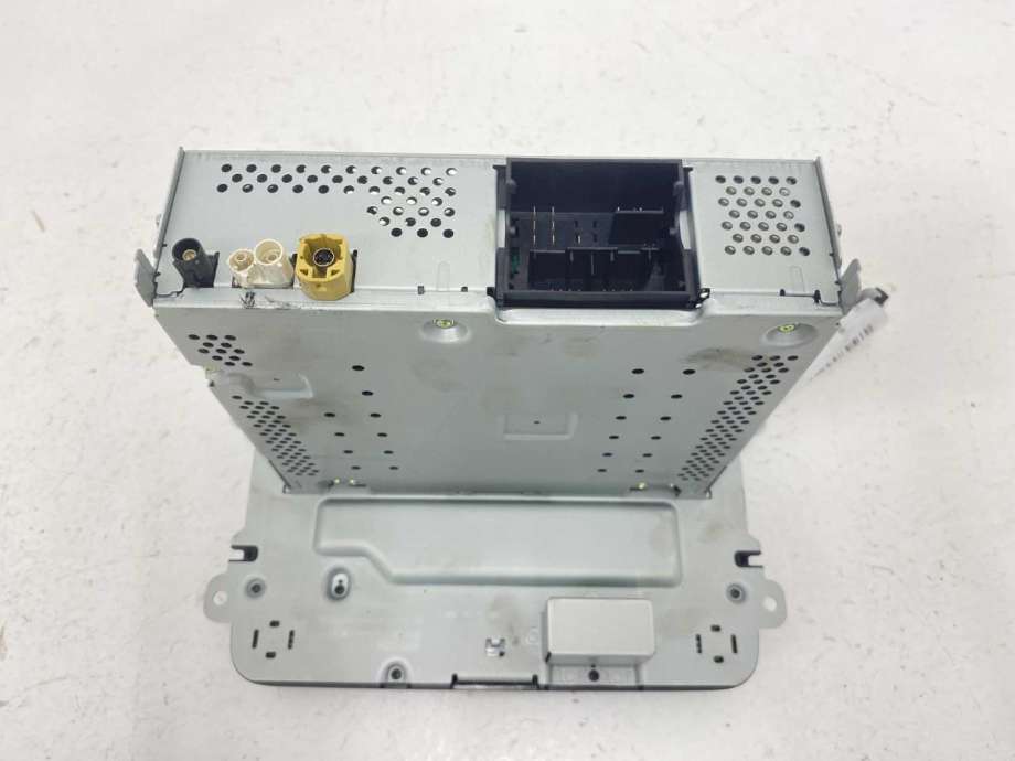 Bilstereo til VW Caddy 2015-2020 (Type III, Fase 3)  (1K8 035 150 L|)