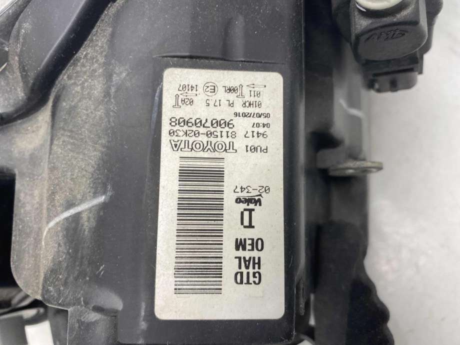 Frontlykt venstre halogen til Toyota Auris 2015-2019 (Type II, Fase 2)  (8117002K30|)