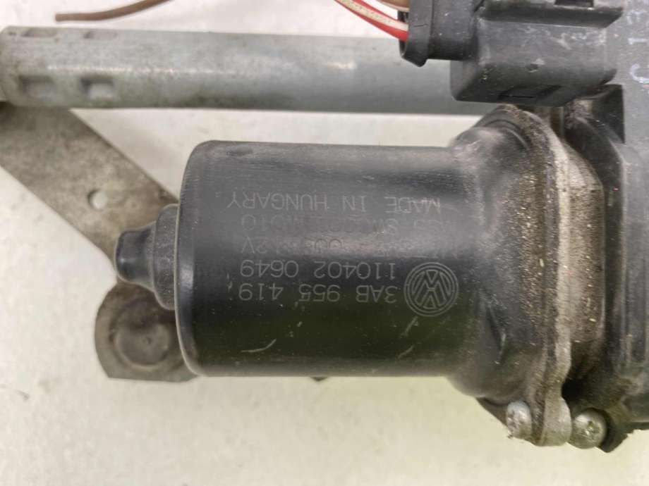 Viskermotor frontrute komplett m/overføring til VW Passat 2011-2015 (B7) (B7) (3AB 955 023 A|)