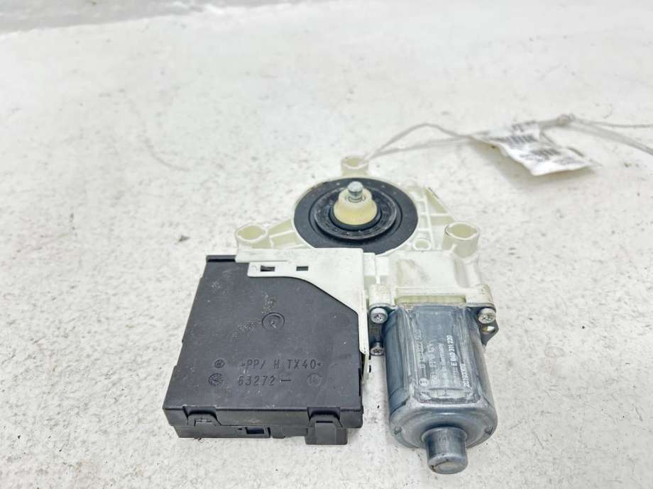 Ruteheis, kun motor, høyre foran til VW Caddy 2015-2020 (Type III, Fase 3) (2K5 959 702 A|2K5 959 702 A Z04|)