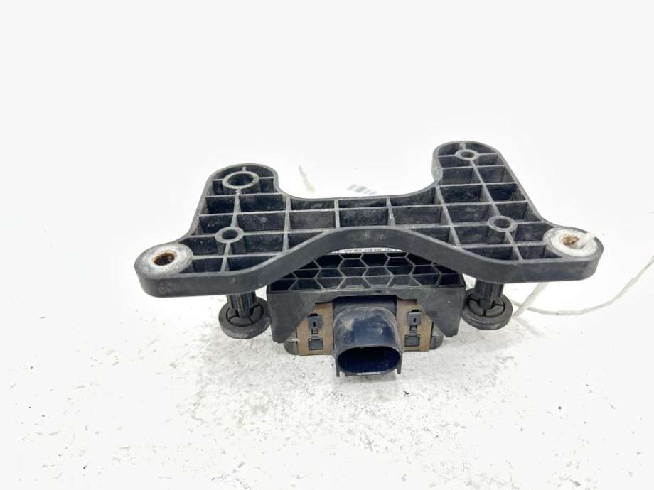 Sensor radar til VW Caddy 2015-2020 (Type III, Fase 3)  (2K5 907 561 C|)