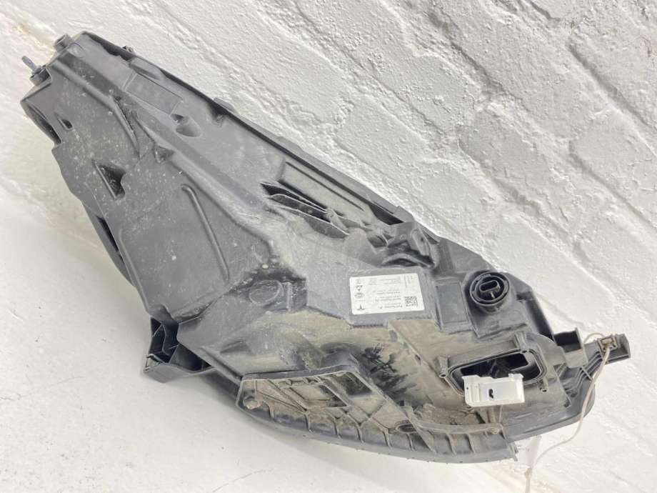 Frontlykt venstre full-LED til Tesla Model Y 2021-2024 (Type I) (1514952-00-E|)