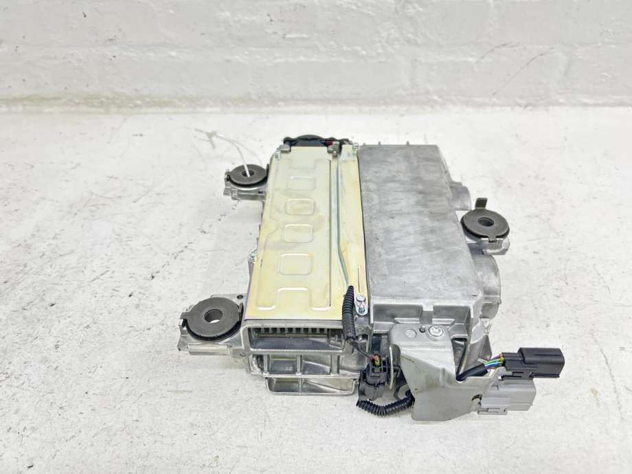 DCDC converter hybrid til Toyota Yaris Cross (SUV) 2021-->> (G92B052012|)