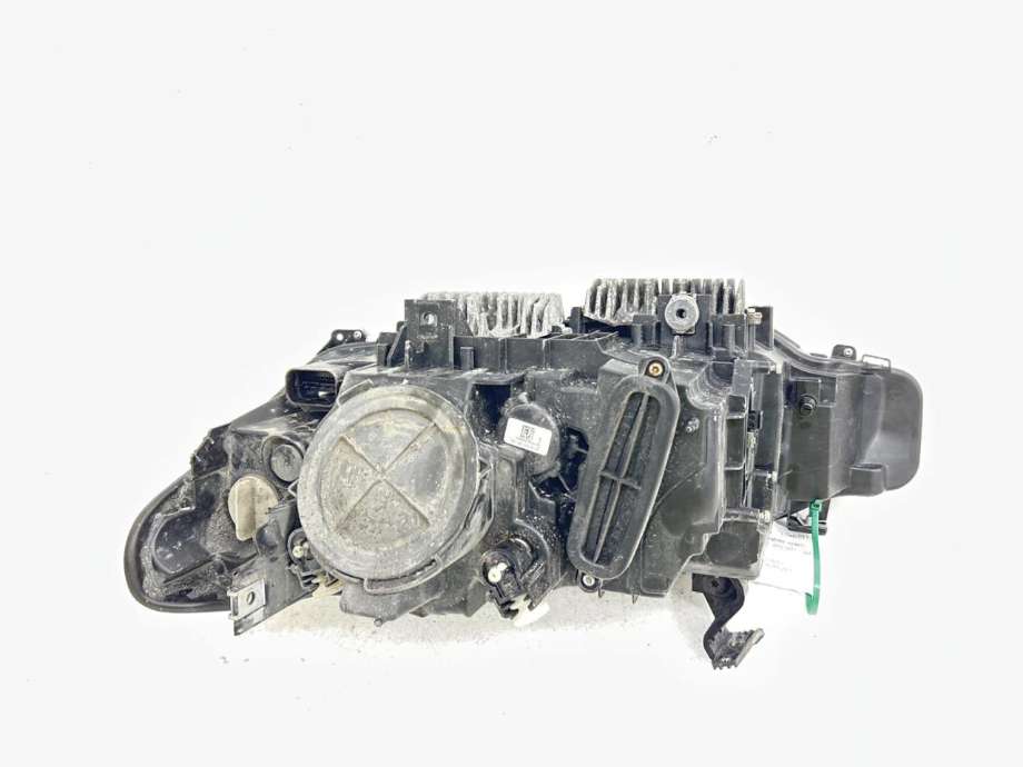 Frontlykt høyre xenon til BMW 3-Serie 2012-2018 (F30/F31/F34) (F30/F31/F34) (63 11 7 259 524|)