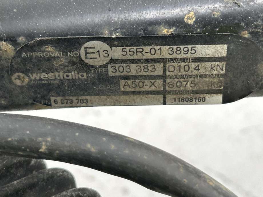 Hengerfeste til BMW 3-Serie 2012-2018 (F30/F31/F34) (F30/F31/F34) (71 60 6 883 983|)