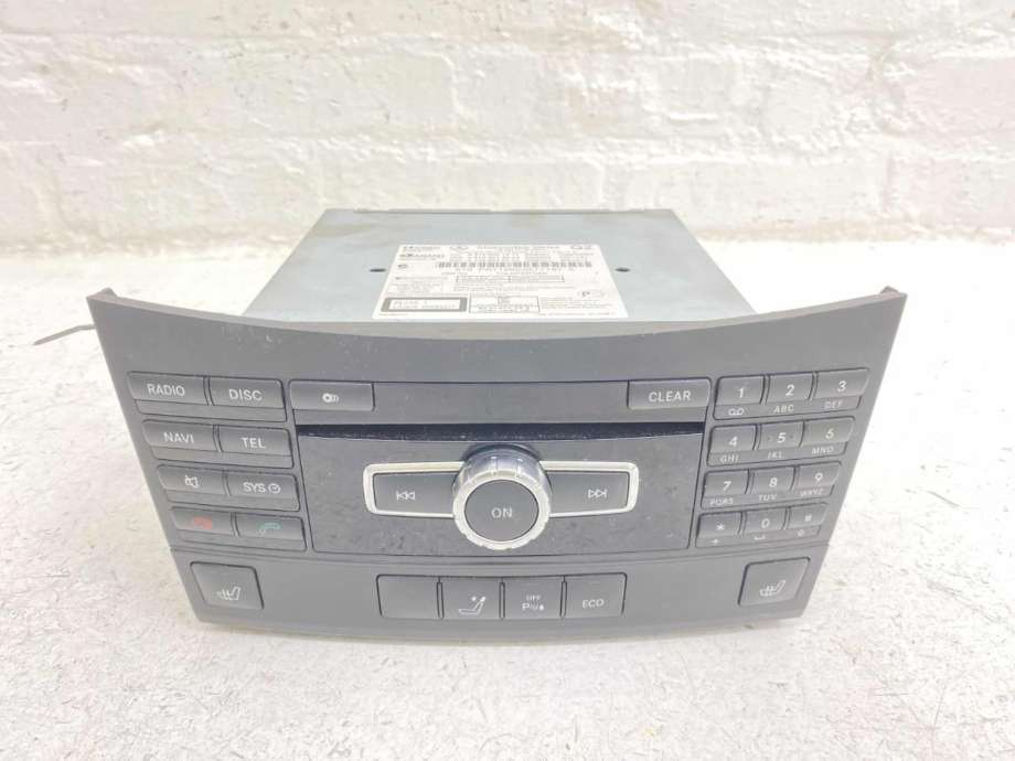 Bilstereo navigasjon til Mercedes E-Klasse 2009-2013 (Fase 1) (W212) (W212) (A 212 900 13 17|A 212 900 33 16|)