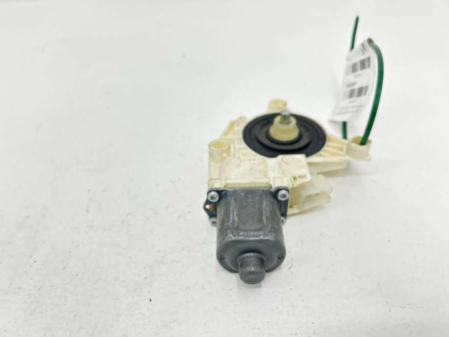 Ruteheis, kun motor, høyre bak til Mercedes E-Klasse 2009-2013 (Fase 1) (W212) (W212) (A 204 820 06 42|)