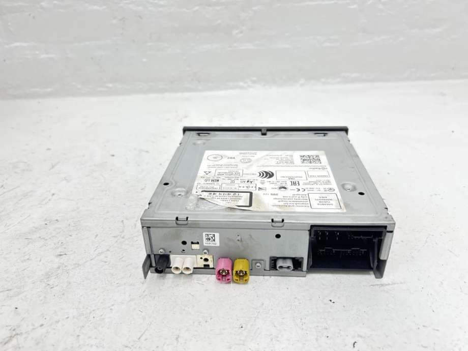 Bilstereo navigasjon til Škoda Fabia 2014-2021 (Type III)  (6V0 919 604 B|6V0 919 604|)