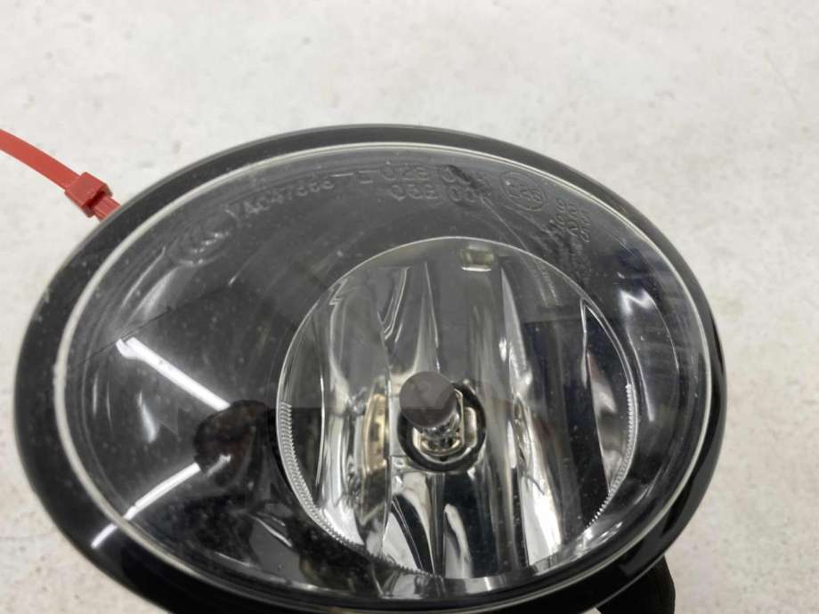 Tåkelykt venstre foran til VW Transporter / Caravelle 2009-2015 (Fase 2) (T5) (T5) (7E0 941 699 B|)