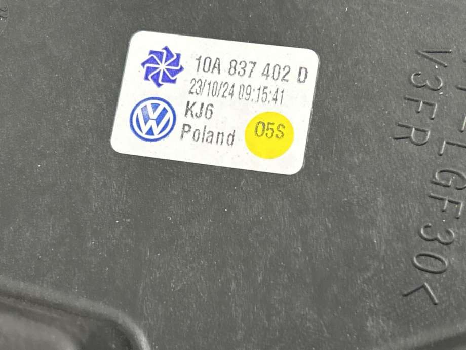 Ruteheis høyre foran til VW ID.3 2020-->>  (10A 837 462 B|)
