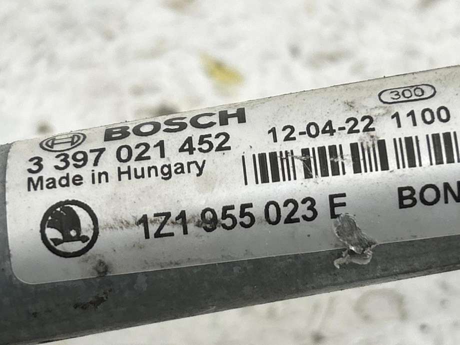 Viskermotor frontrute komplett m/overføring til Škoda Octavia 2009-2013 (Type II, Fase 2)  (1Z1 955 119 D|1Z1 955 601|)