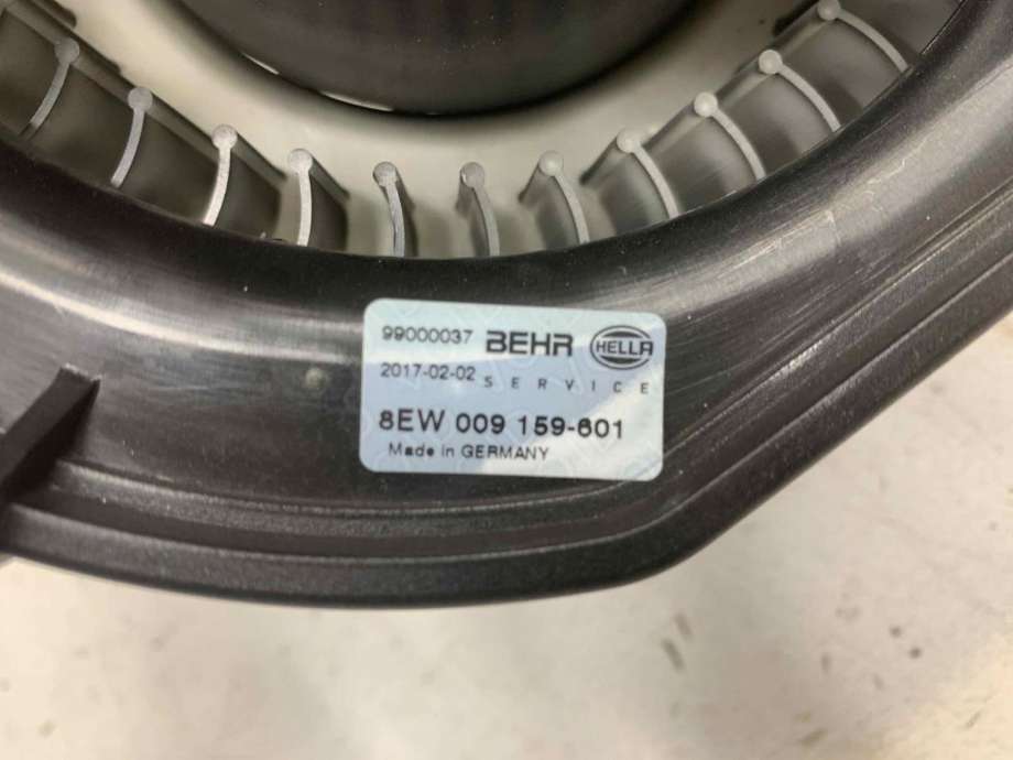 Varmeapparat motor til Mercedes E-Klasse 2002-2006 (Fase 1) (W211) (W211) (A 211 830 04 08|A 211 830 09 08|)
