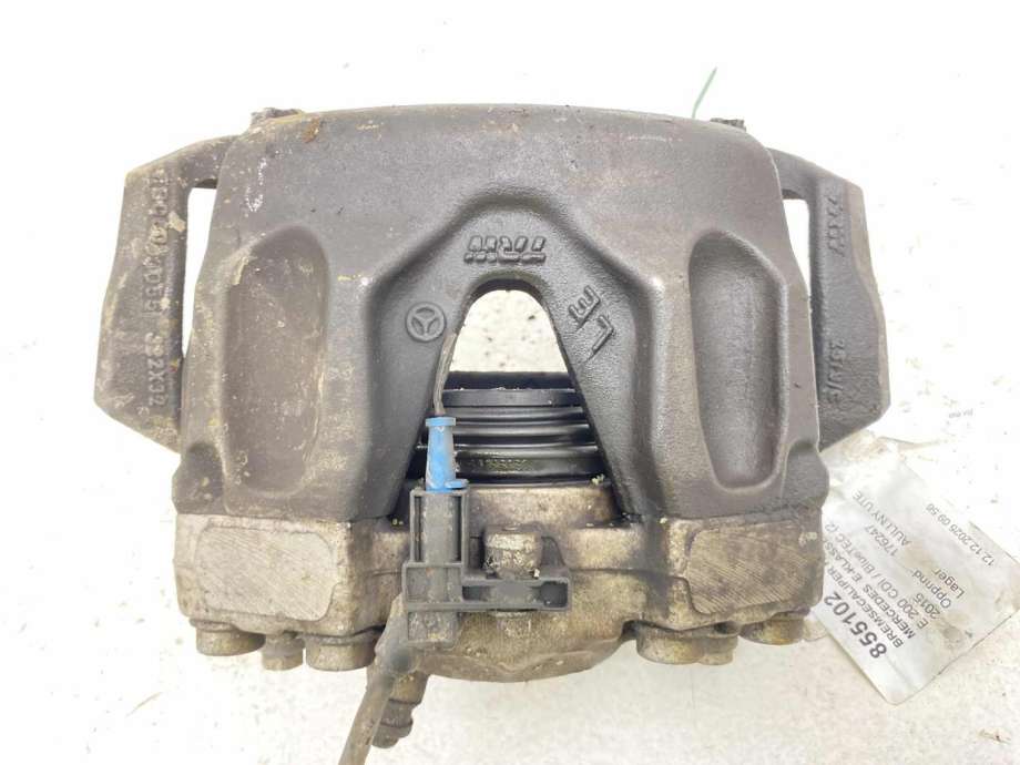Bremsecaliper høyre foran til Mercedes E-Klasse 2013-2016 (Fase 2) (W212) (W212) (A 204 421 36 81|)