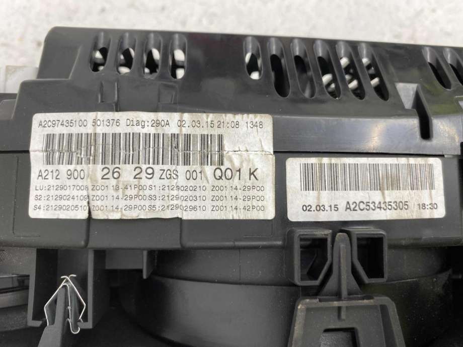 Instrumentpanel til Mercedes E-Klasse 2013-2016 (Fase 2) (W212) (W212) (A 212 900 71 29|A 212 900 26 29|)