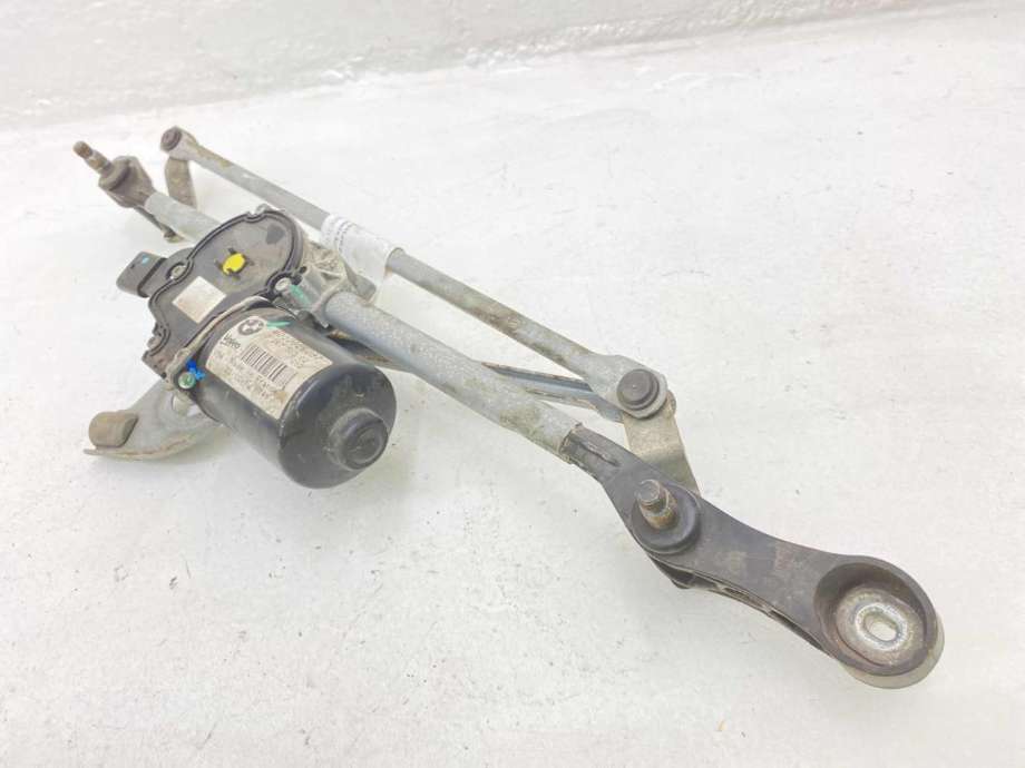 Viskermotor frontrute komplett m/overføring til BMW 3-Serie 2012-2018 (F30/F31/F34) (F30/F31/F34) (61 61 7 260 488|)