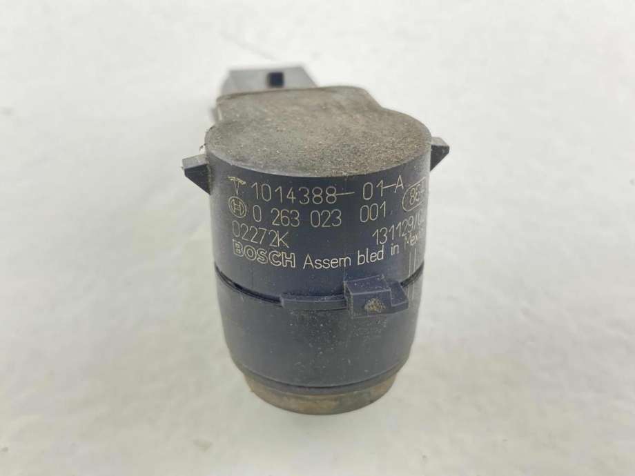 Parkeringssensor bak til Tesla Model S 2013-2016 (Fase 1)  (1014388-01-A|)
