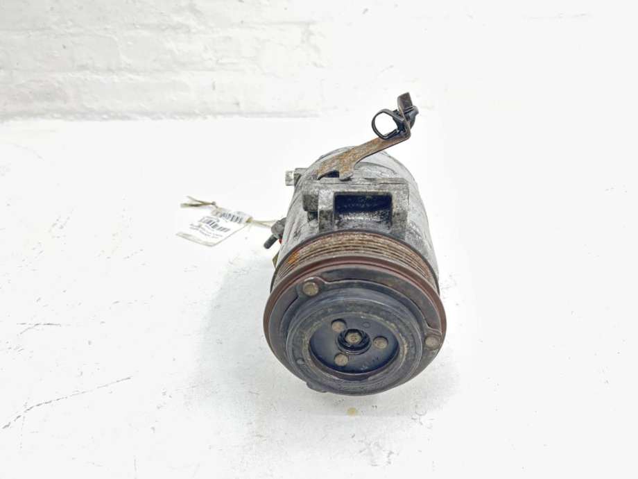 Aircondition kompressor til Nissan Navara, 2010-2015 (Fase 2) (D40) (D40) (926005X20A)