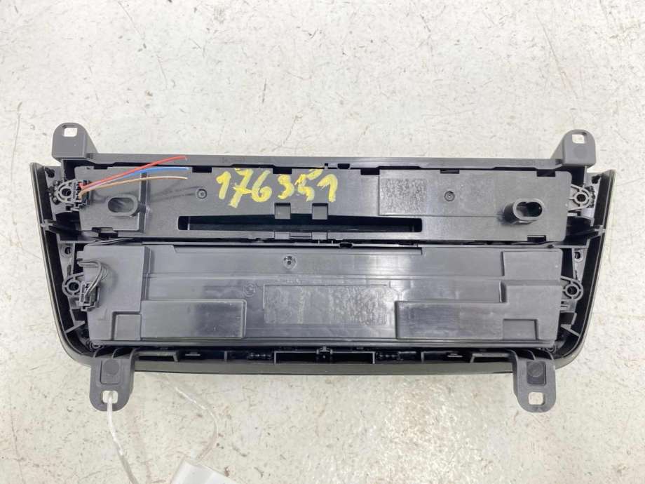 Varmeapparat betjening til BMW 3-Serie 2012-2018 (F30/F31/F34) (F30/F31/F34) (64 11 9 287 337|)