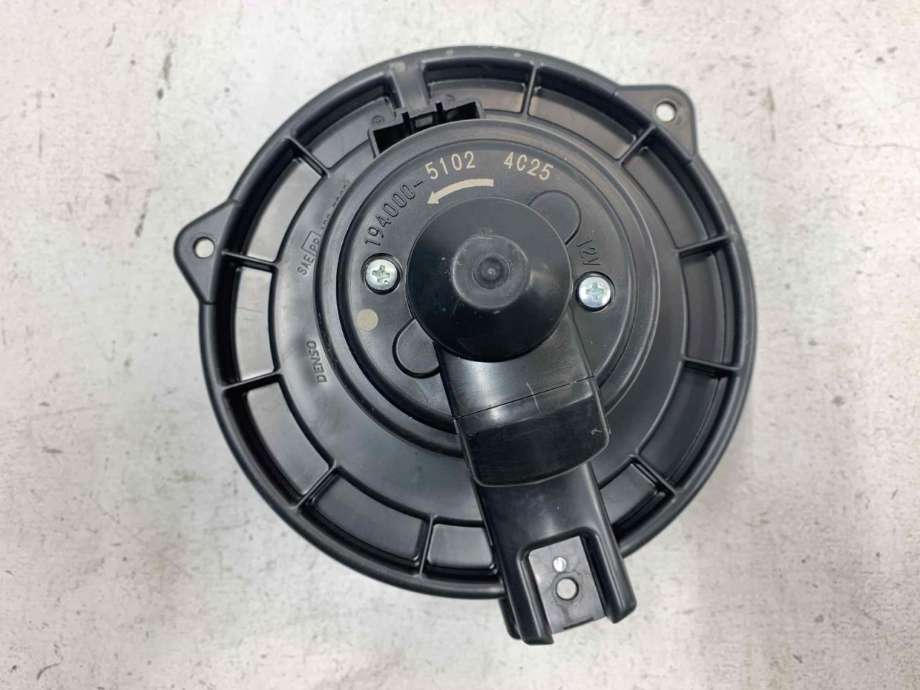 Varmeapparat motor til Mercedes ML 1997-2005 (W163) (W163) (A 163 820 41 42|)