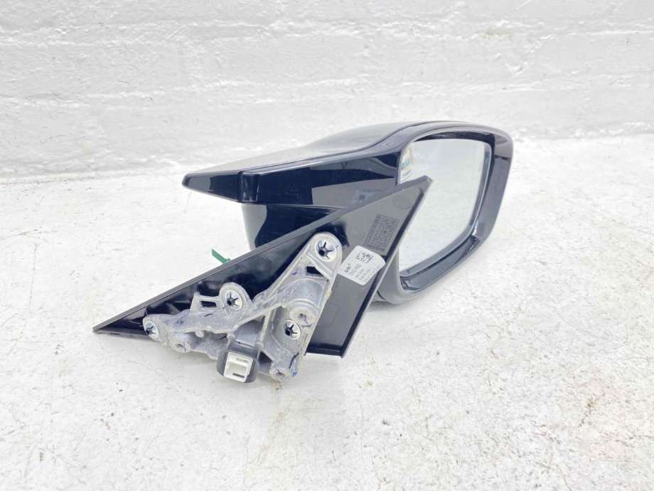 Speil høyre til BMW i4 2021-->> (G26) (G26) (51 16 5 B4B C18|)