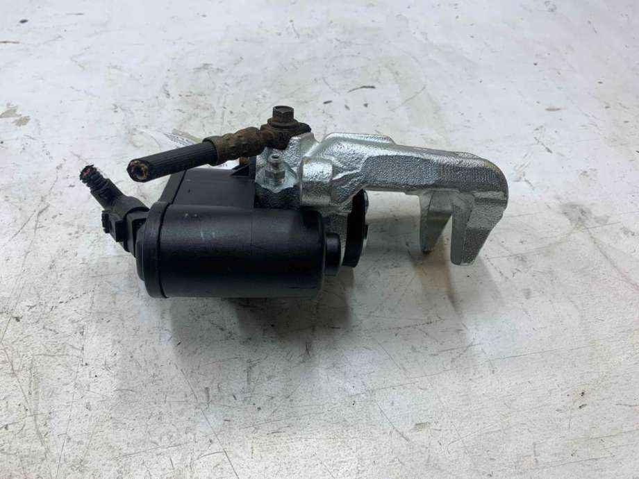 Bremsecaliper høyre bak, elektrisk til VW Passat 2011-2015 (B7) (B7) (5N0 615 404|)