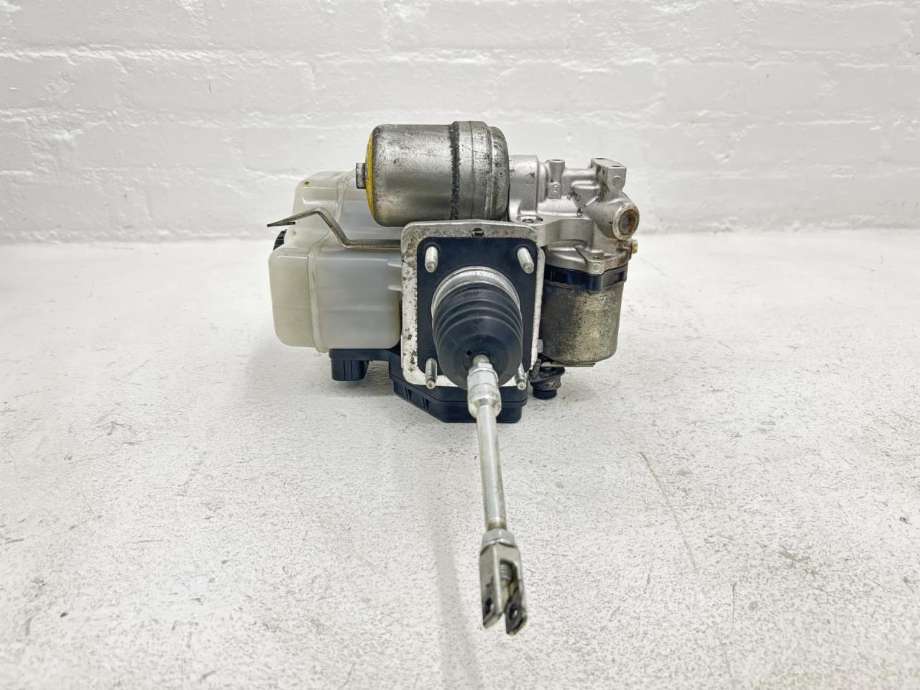 ABS sentral til Toyota Land Cruiser 150, 2010-2013 (Fase 1)  (4702560230)