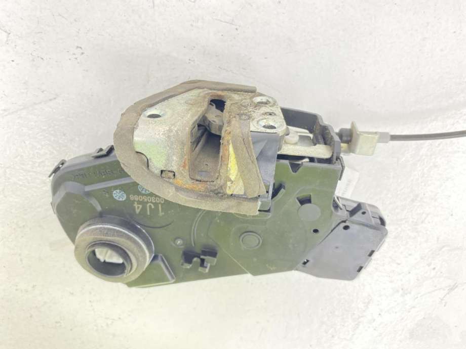 Baklukelås til Toyota Land Cruiser 150 2010-2013 (Fase 1) (6911060233|6911060230|)