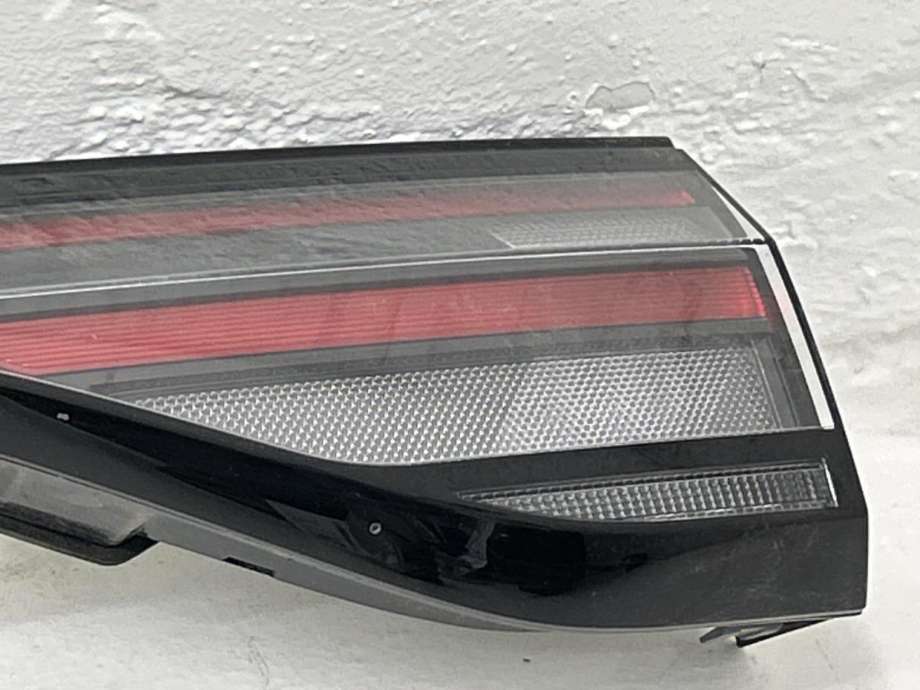 Baklykt midtre til VW ID.BUZZ 2022-->>  (1T3 945 307 E|)