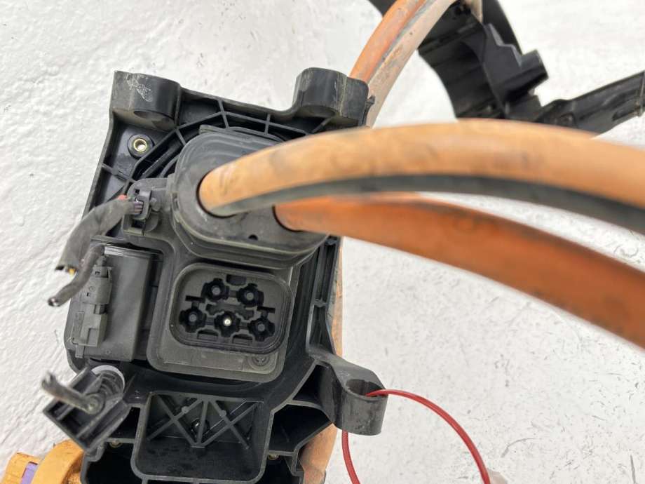 Batterilader inntak/luke til VW ID.BUZZ 2022-->> (1T3 809 857 H|1T3 809 857 M|)